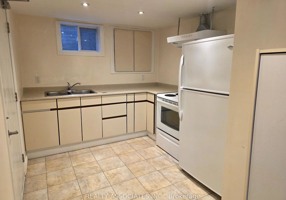 99-woodpark-place-newmarket-ontario-n12302306