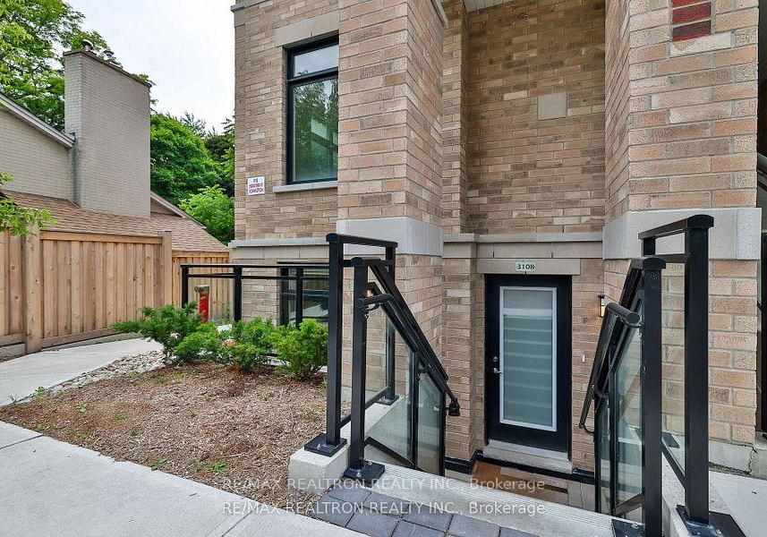 60-elizabeth-street-richmond-hill-ontario-n12302797