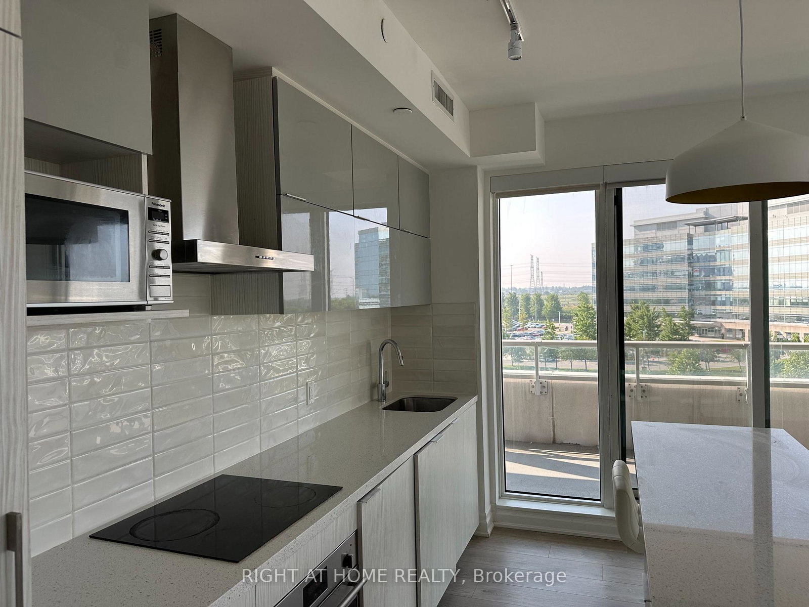 8-rouge-valley-drive-w-w-markham-ontario-n12302823