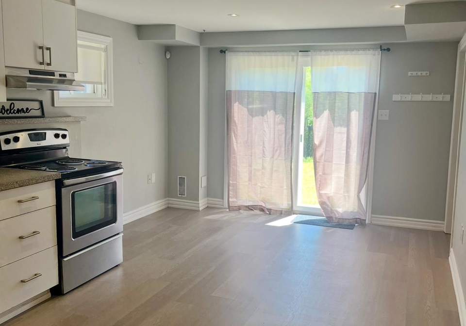 1085-hunter-street-innisfil-ontario-n12302840