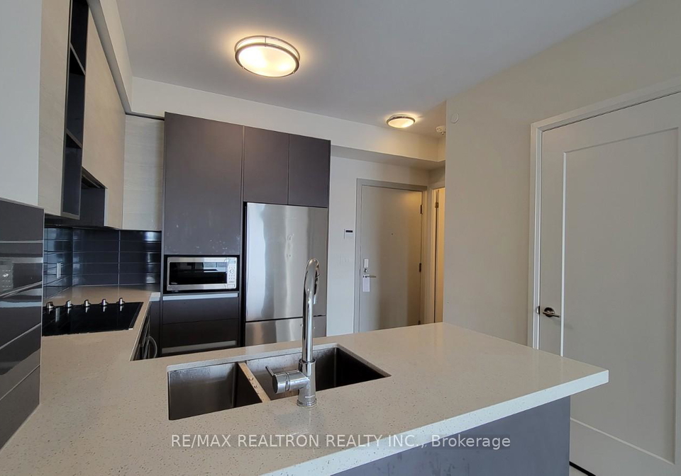398-highway-7-na-e-e-richmond-hill-ontario-n12303089