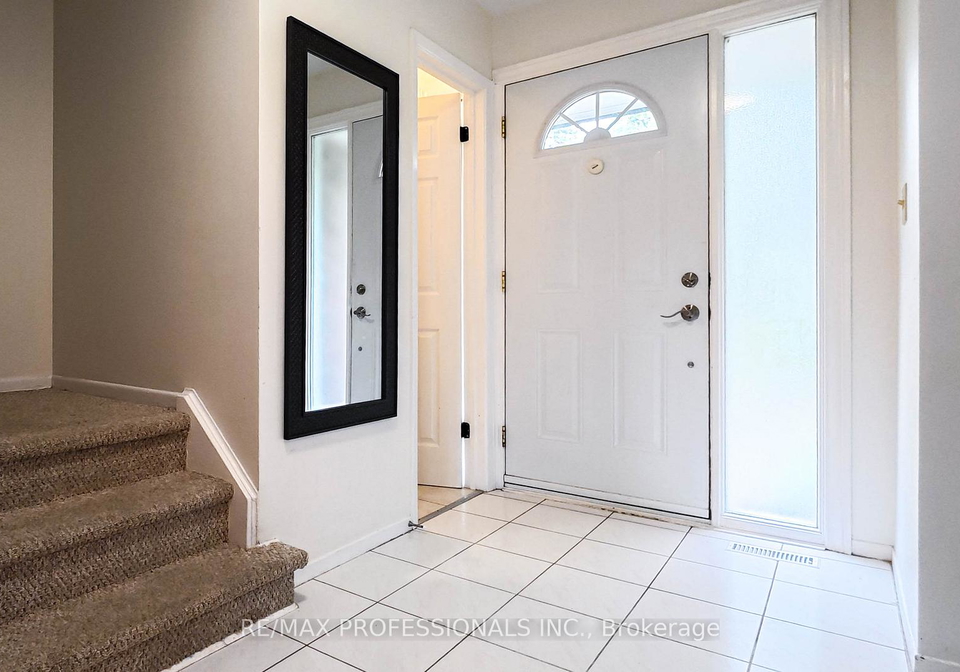 1-wootten-way-s-s-markham-ontario-n12304222