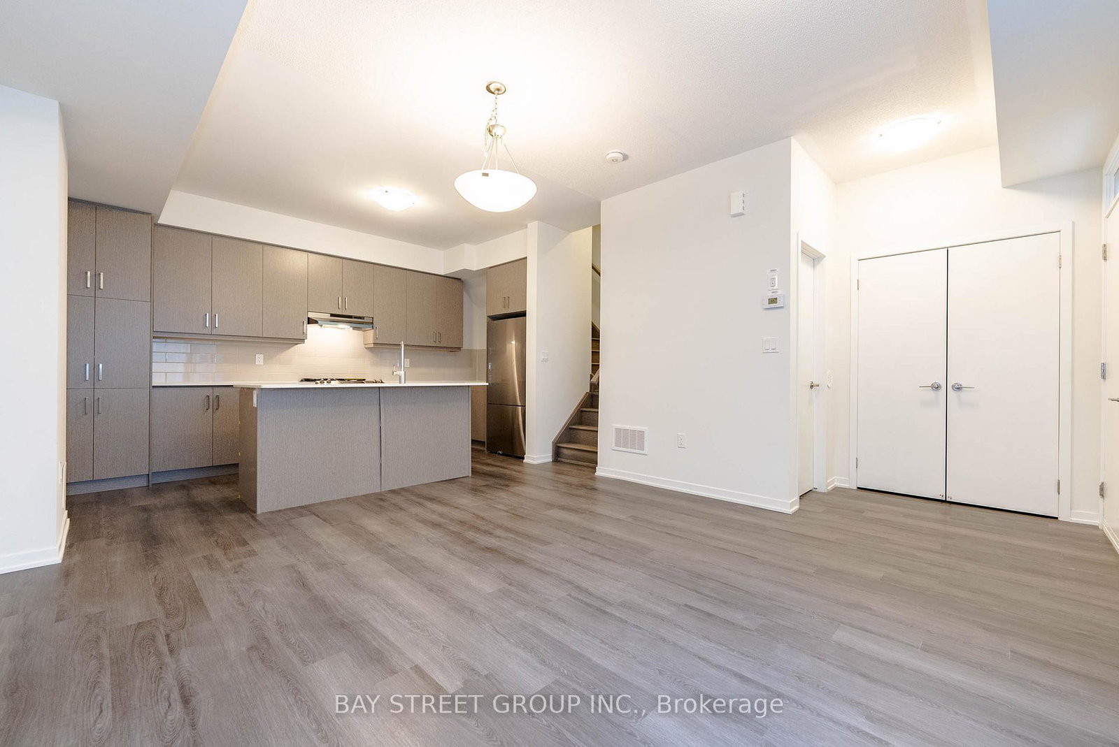 31-almond-blossom-mews-vaughan-ontario-n12304406