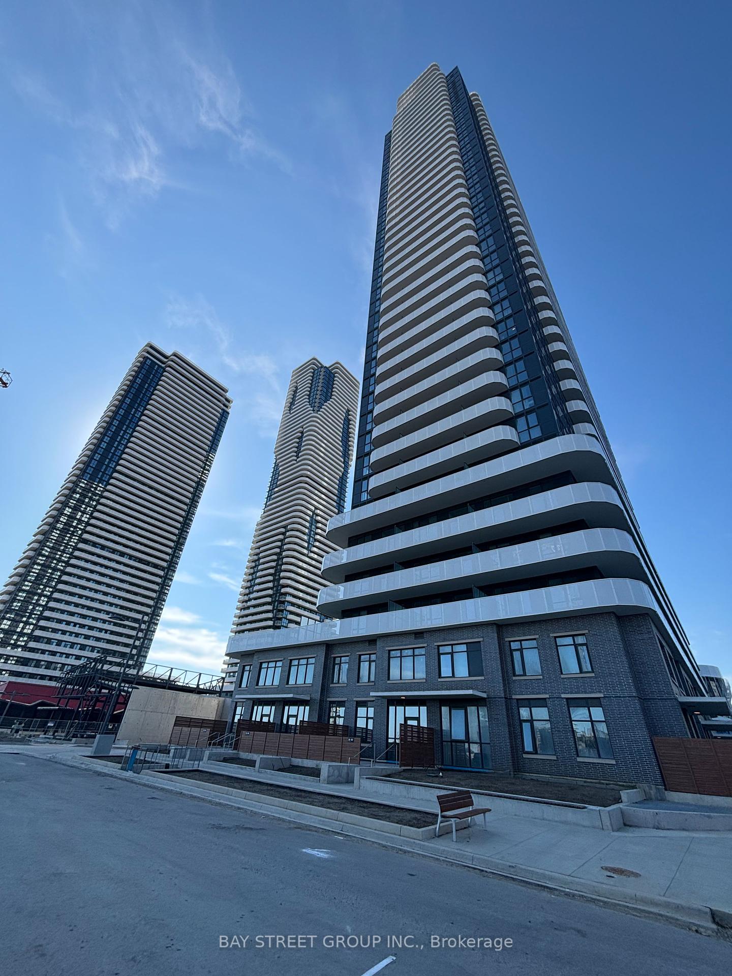 28-interchange-way-vaughan-ontario-n12304842