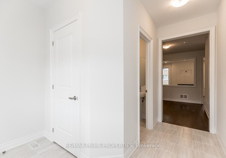 69-murry-leonard-lane-east-gwillimbury-ontario-n12305529