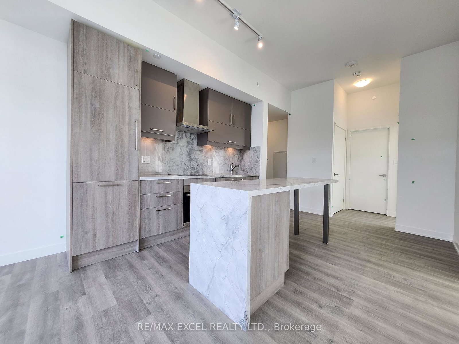 292-verdale-crossing-markham-ontario-n12306125