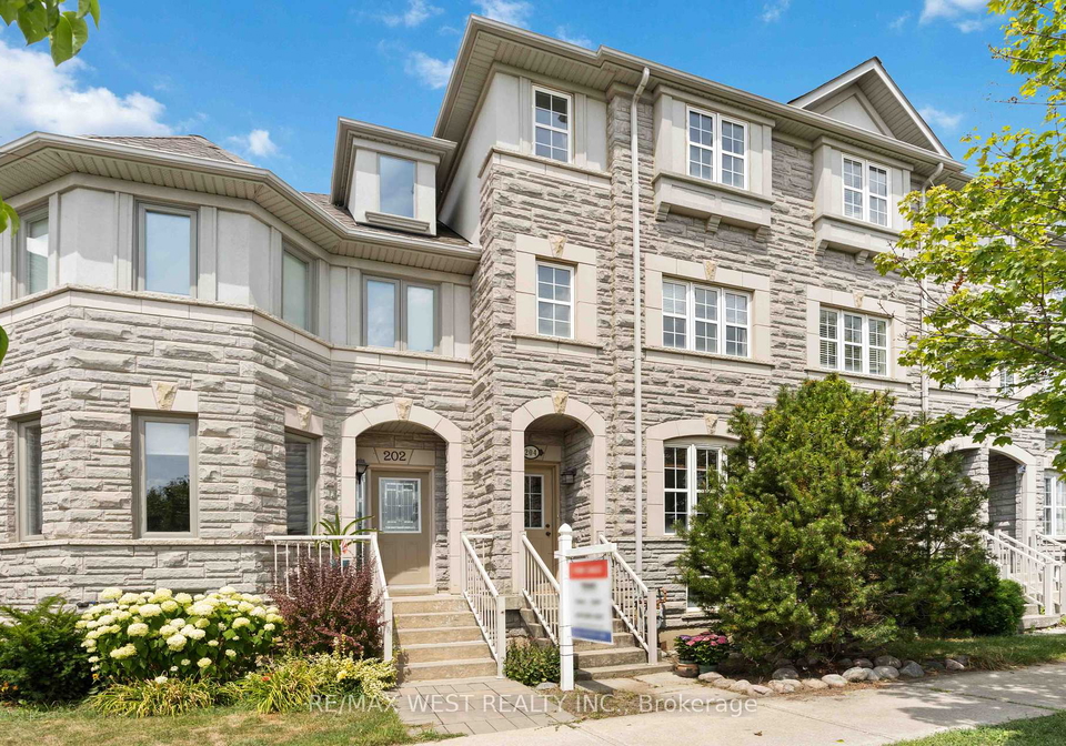 204-bantry-avenue-richmond-hill-ontario-n12306556