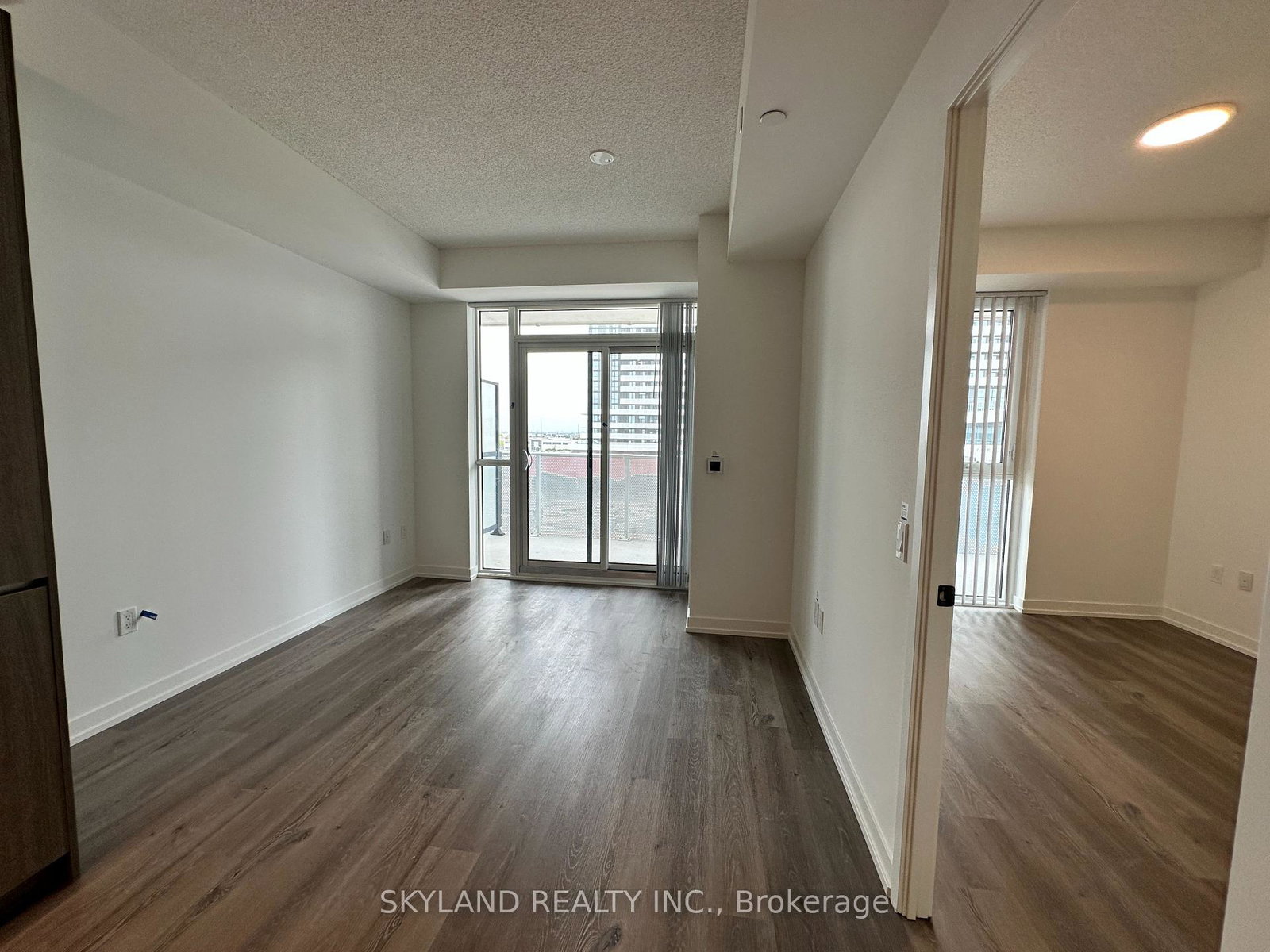 28-interchange-way-vaughan-ontario-n12306595
