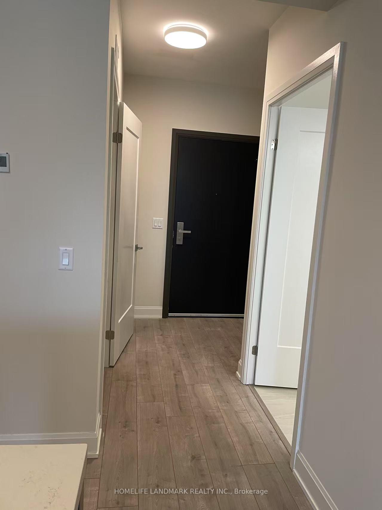 8-s-water-walk-drive-s-s-markham-ontario-n12306691