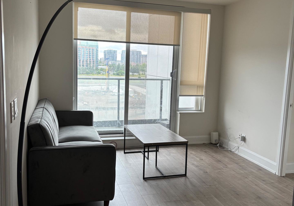 8-s-water-walk-drive-s-s-markham-ontario-n12306691