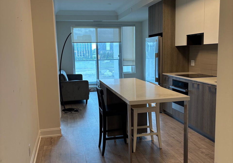 8-s-water-walk-drive-s-s-markham-ontario-n12306691