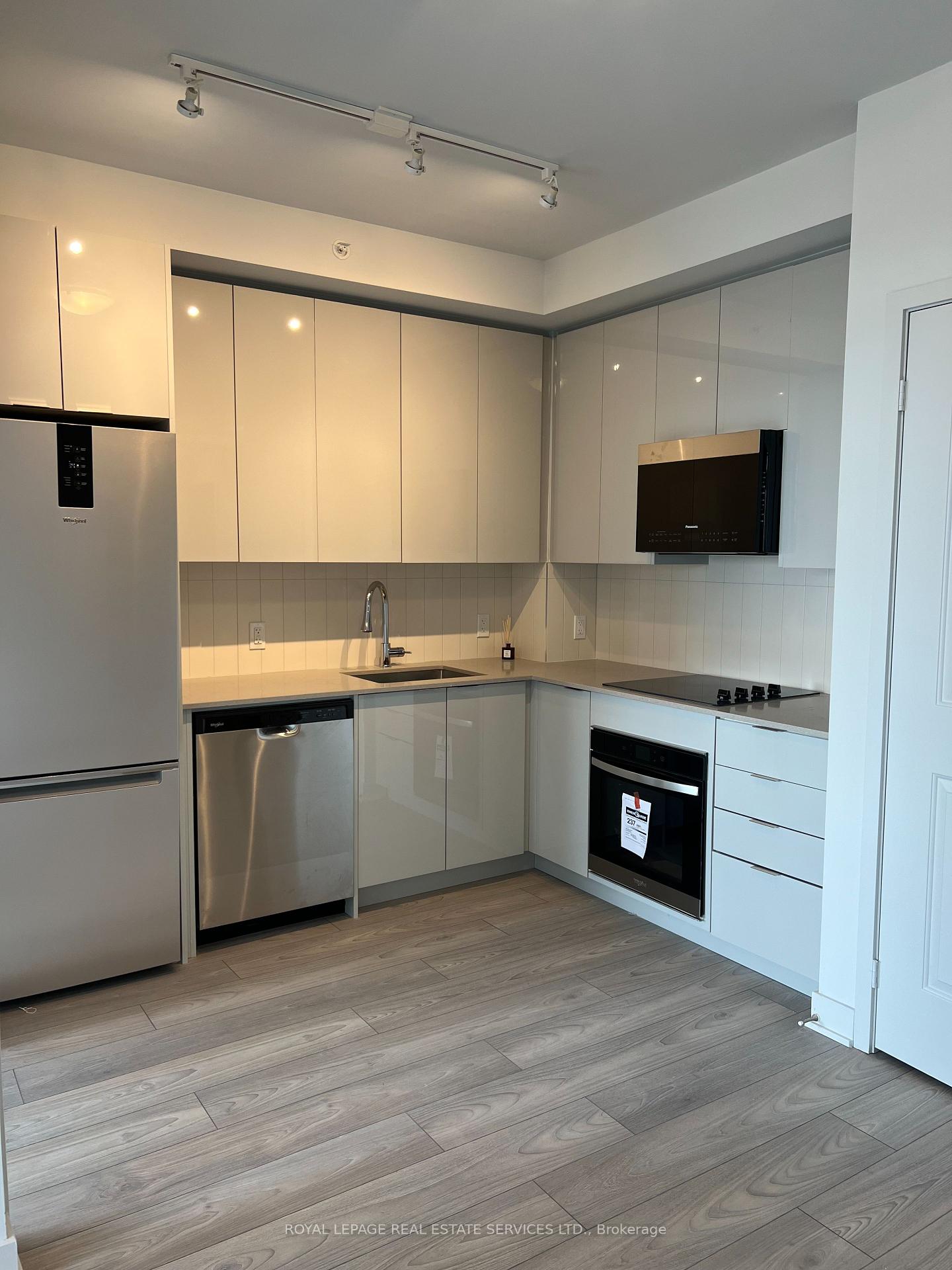 2920-highway-7-na-s-s-vaughan-ontario-n12306893