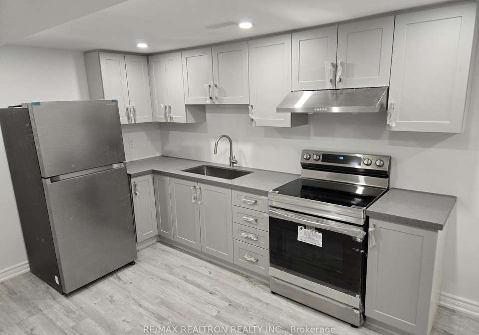 19-chloe-crescent-markham-ontario-n12307484