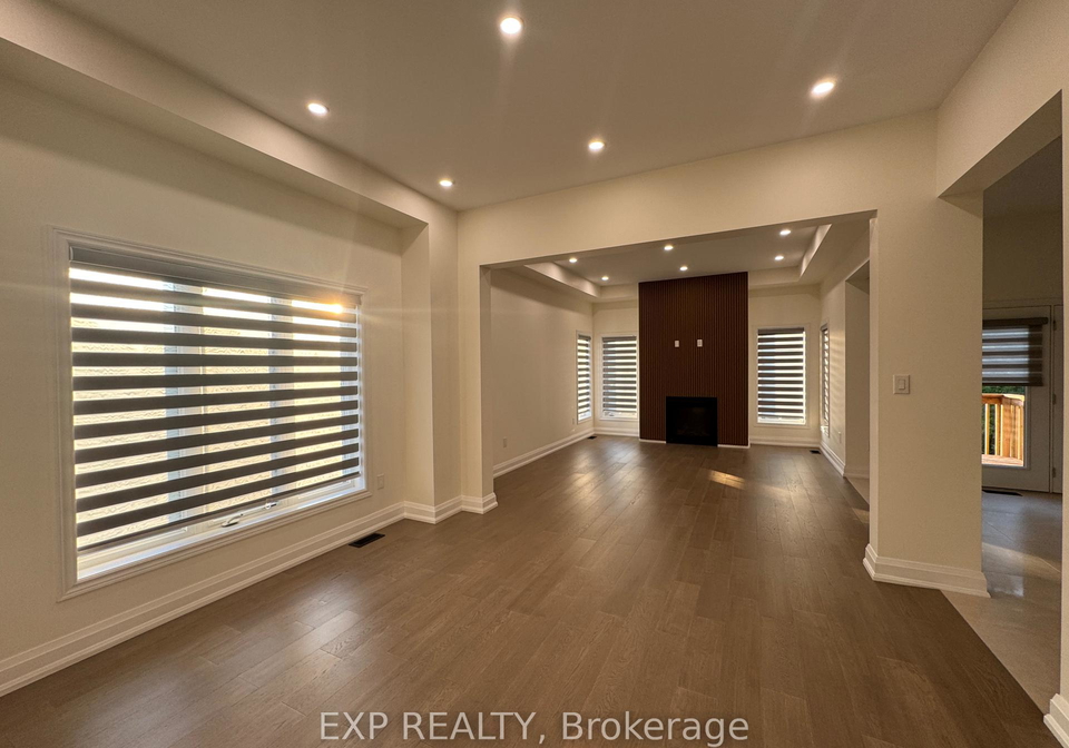 60-charles-white-court-east-gwillimbury-ontario-n12307706