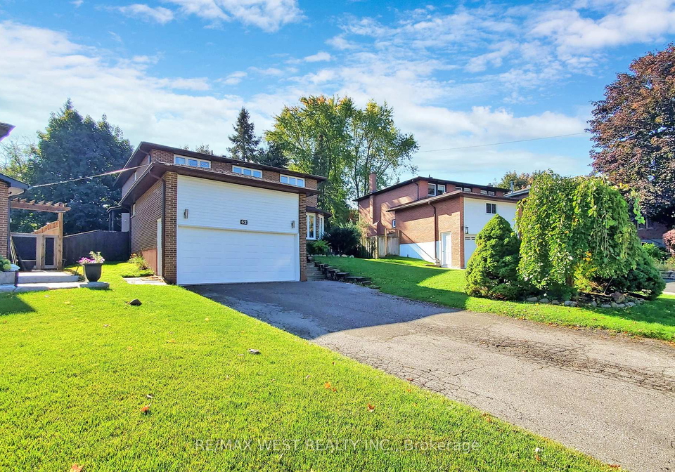 62-portland-crescent-newmarket-ontario-n12308398