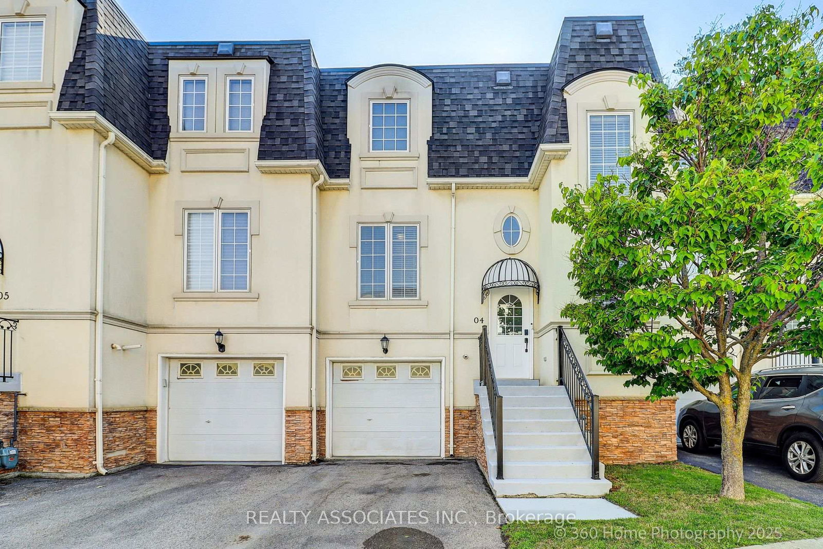 215-16th-avenue-richmond-hill-ontario-n12309261