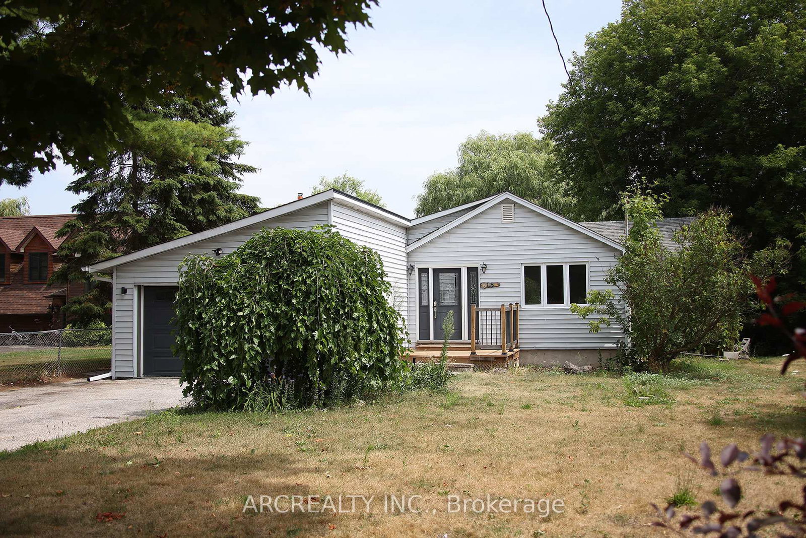 15-river-drive-east-gwillimbury-ontario-n12311525