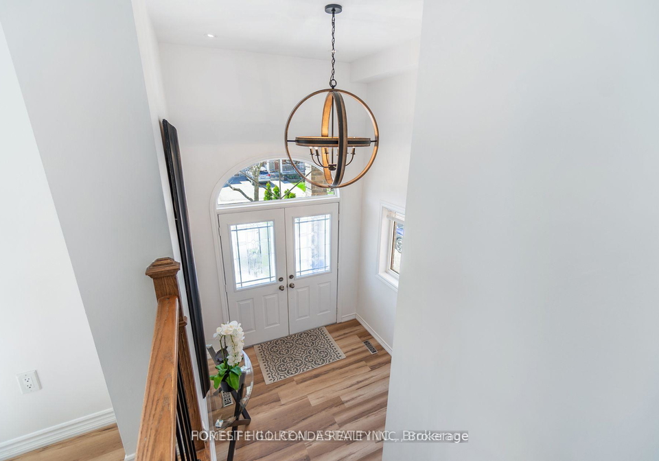 48-matthew-boyd-crescent-newmarket-ontario-n12312202