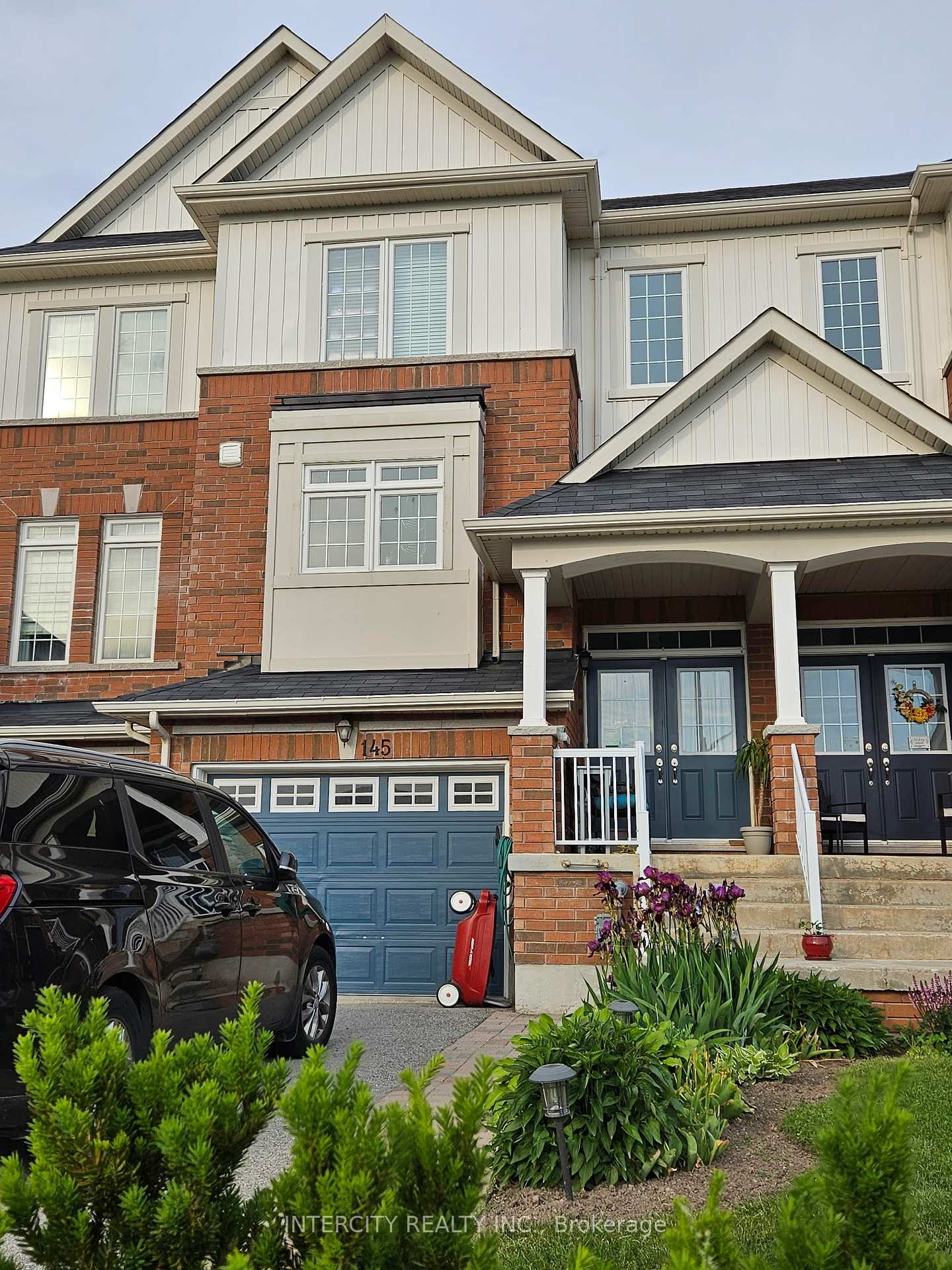 145-taucar-gate-bradford-west-gwillimbury-ontario-n12312429