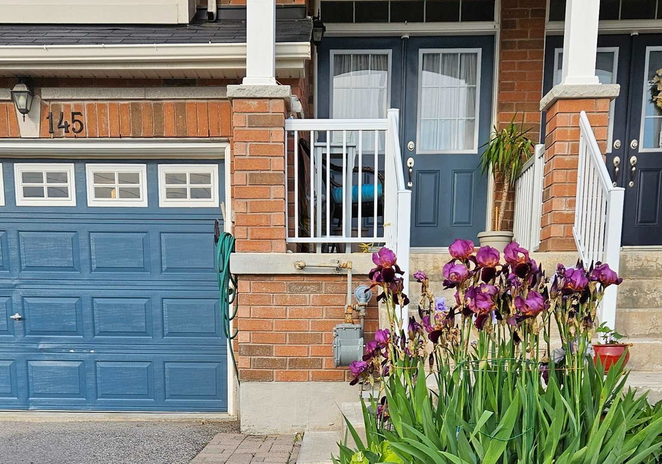 145-taucar-gate-bradford-west-gwillimbury-ontario-n12312429