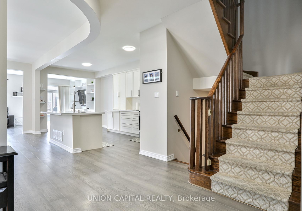 136-mistywood-crescent-vaughan-ontario-n12312993