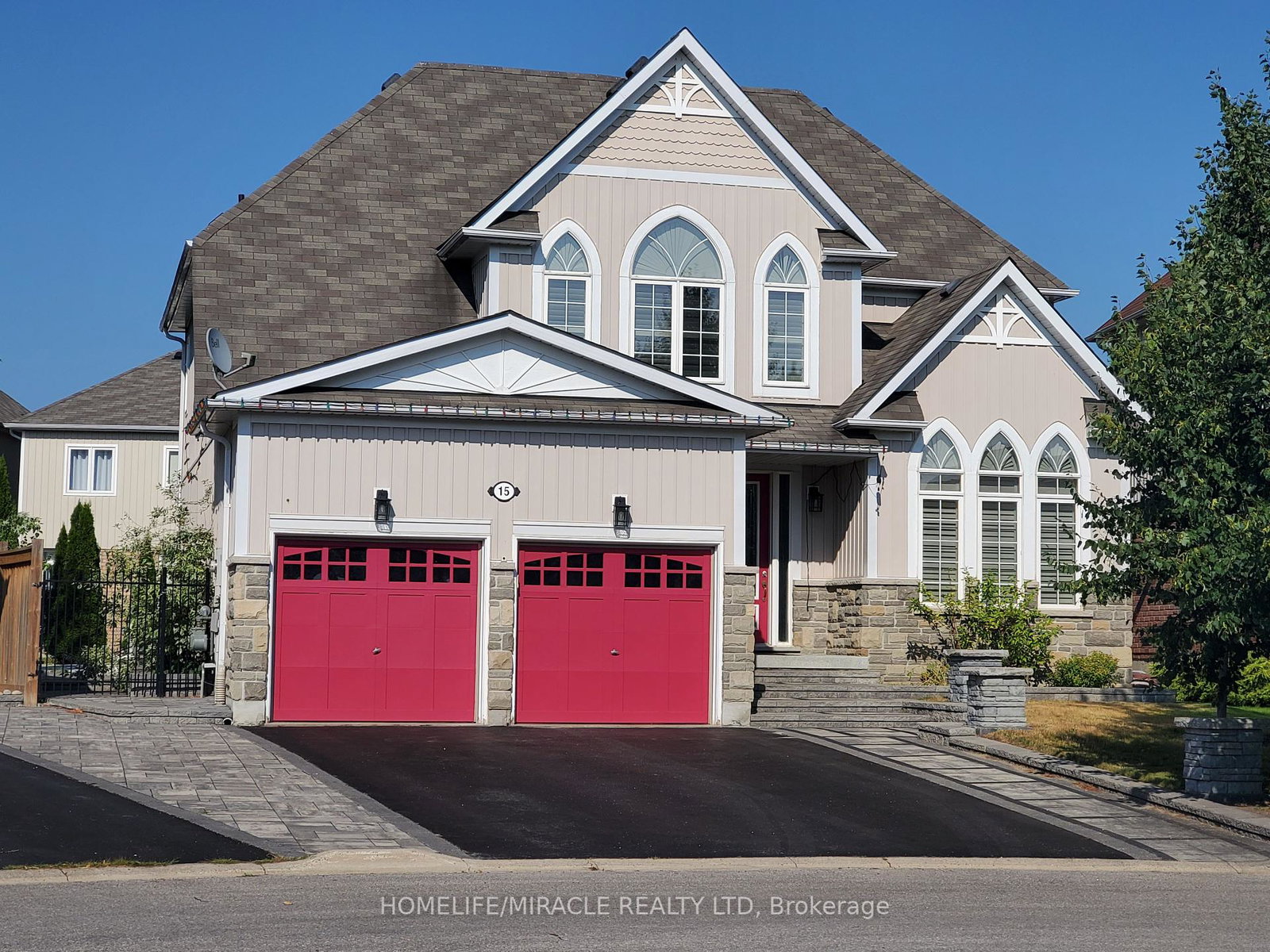 15-lions-court-essa-ontario-n12313168