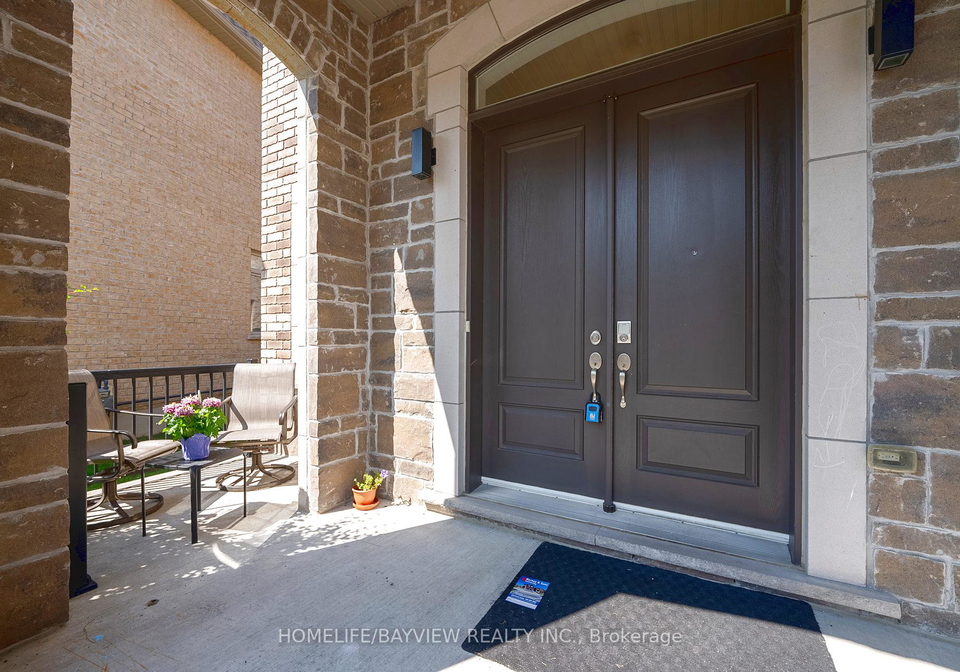 28-hamster-crescent-aurora-ontario-n12313870