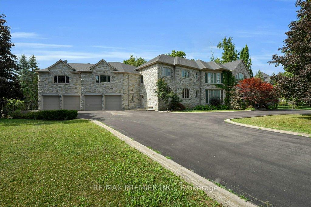187-mattucci-court-vaughan-ontario-n12313876