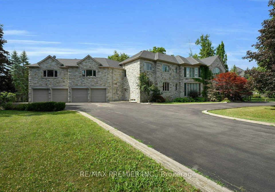 187-mattucci-court-vaughan-ontario-n12313876