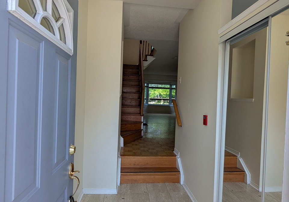 18-clark-avenue-w-w-vaughan-ontario-n12314357