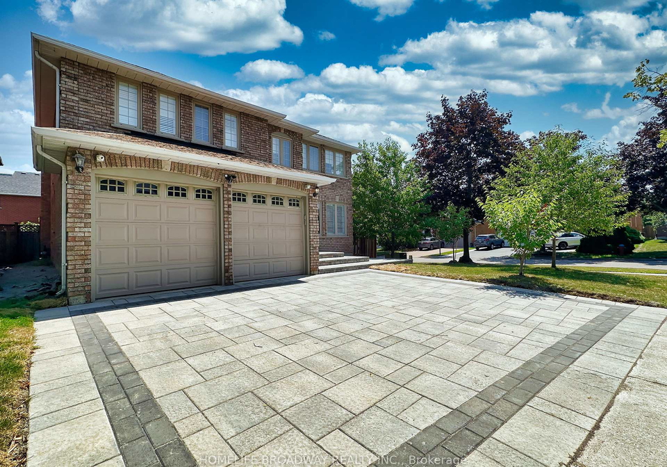 1-hearthstone-crescent-richmond-hill-ontario-n12314370