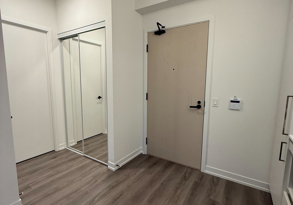 225-commerce-street-vaughan-ontario-n12314426