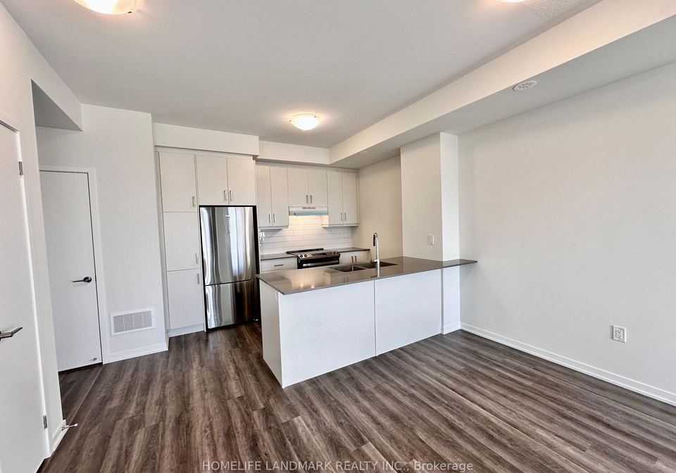 39-honeycrisp-crescent-vaughan-ontario-n12314609