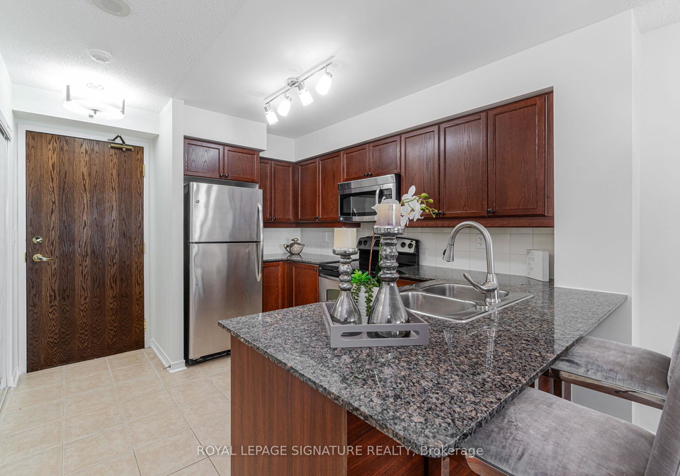 185-oneida-crescent-richmond-hill-ontario-n12314713