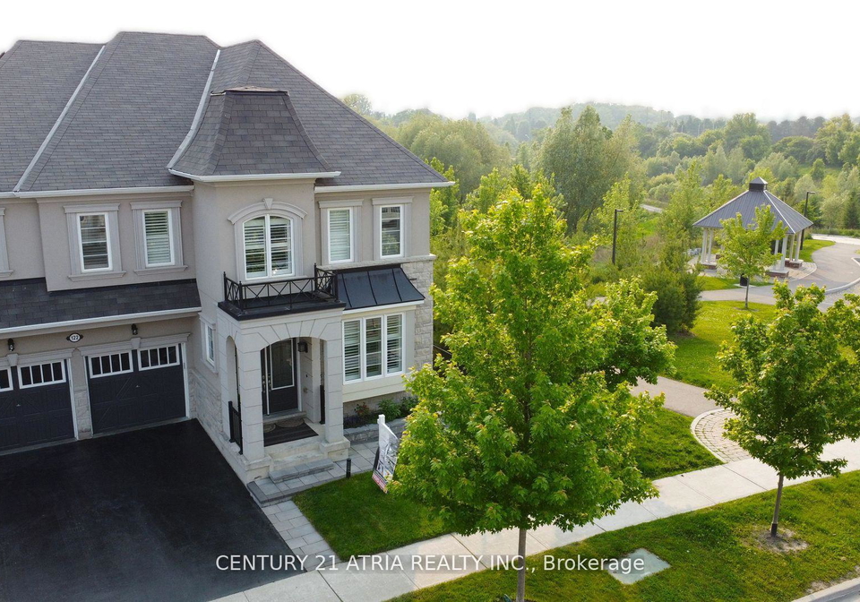 122-degraaf-crescent-aurora-ontario-n12314935
