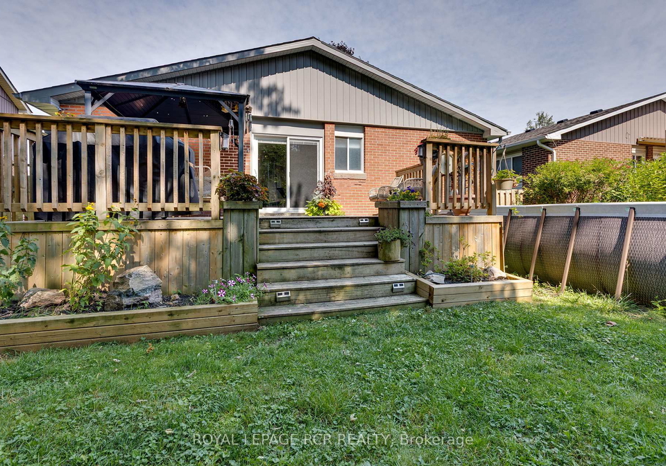 55-west-street-w-w-georgina-ontario-n12315188