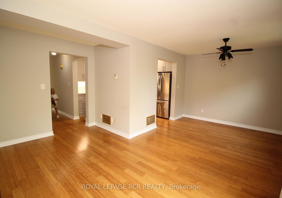 17-william-curtis-circle-newmarket-ontario-n12315408