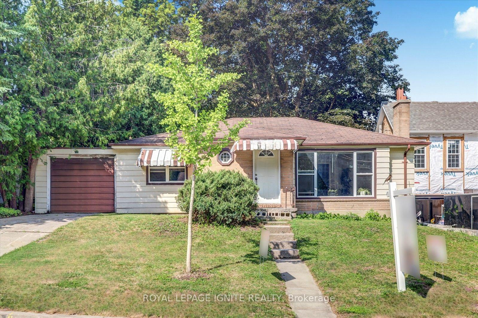 274-court-street-newmarket-ontario-n12315971