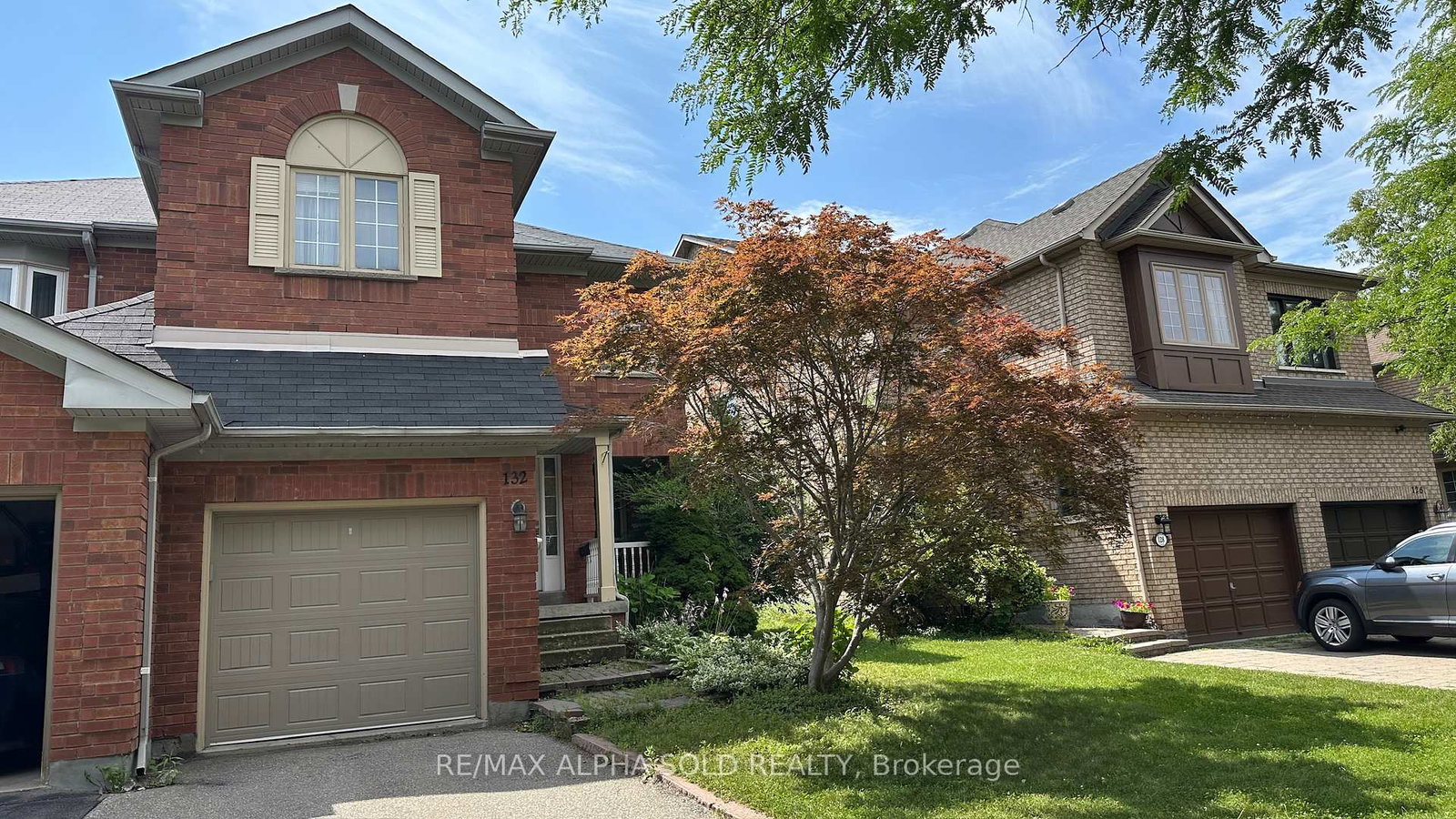 132-october-lane-aurora-ontario-n12316035