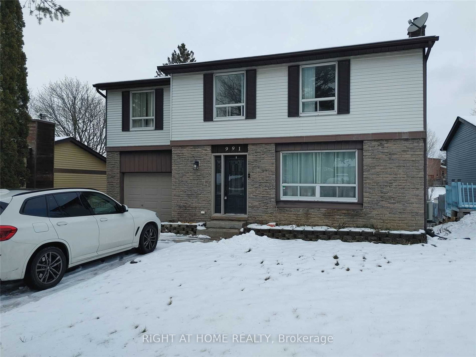 991-jacarandah-drive-newmarket-ontario-n12316377