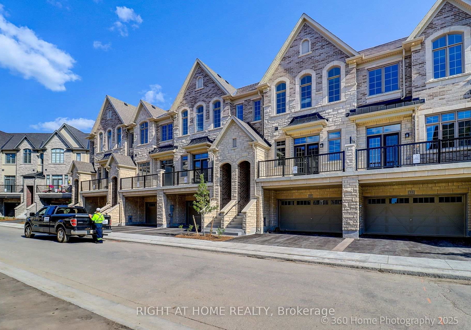 33-west-village-lane-markham-ontario-n12316842