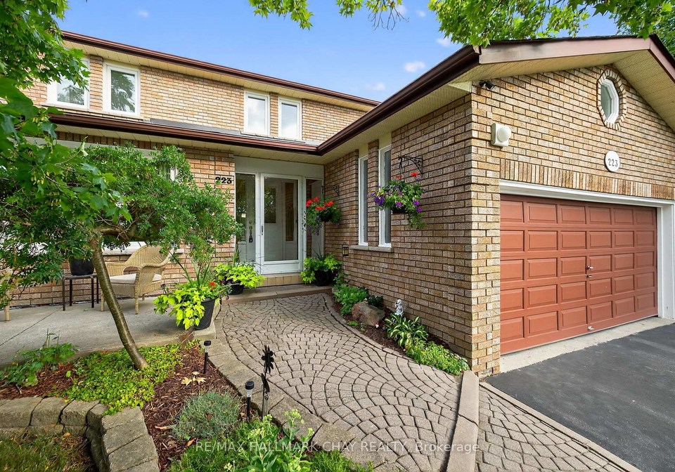 223-miller-park-avenue-bradford-west-gwillimbury-ontario-n12317565