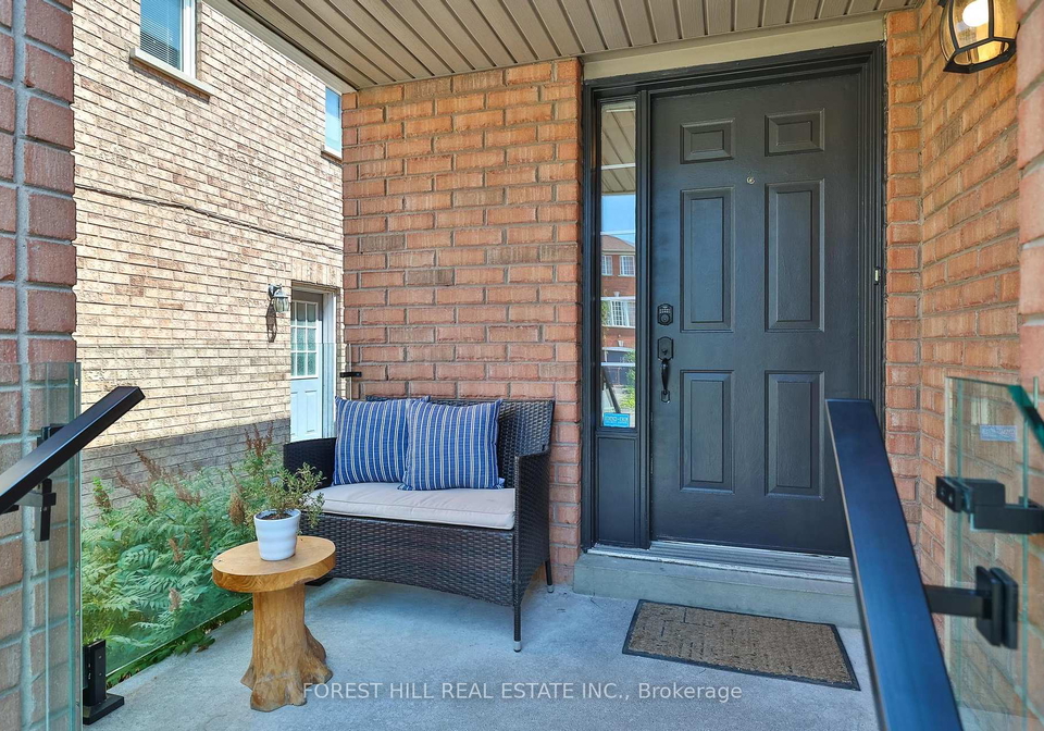 27-yellowood-circle-vaughan-ontario-n12317796