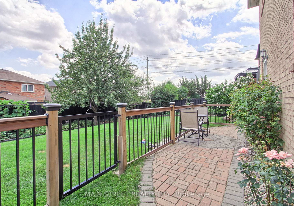 215-melbourne-drive-bradford-west-gwillimbury-ontario-n12318434