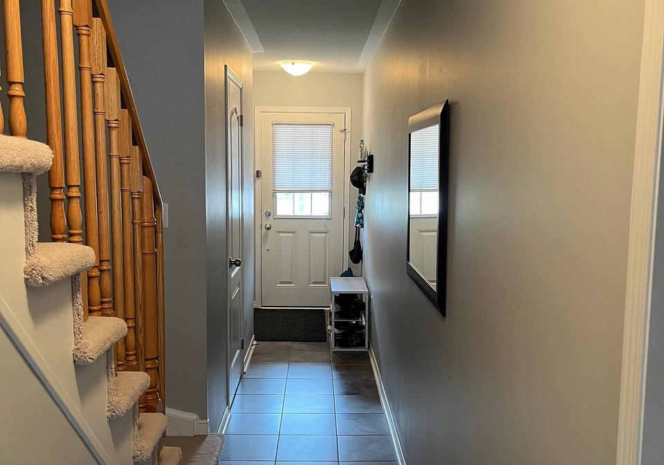 106-russel-drive-bradford-west-gwillimbury-ontario-n12318566