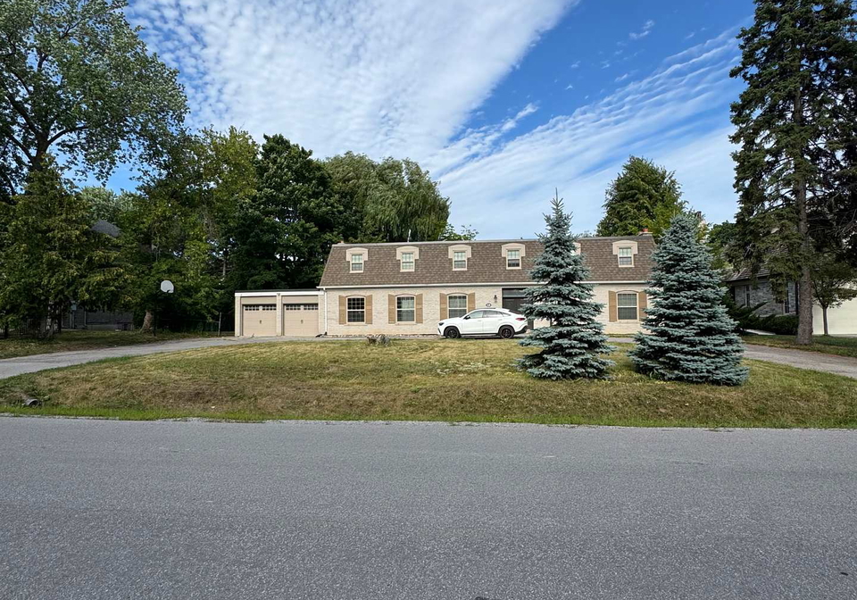 19-valloncliffe-road-markham-ontario-n12318586