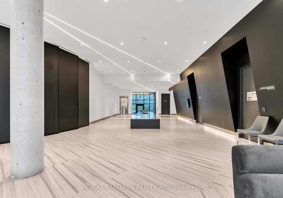 18-water-walk-drive-markham-ontario-n12318714