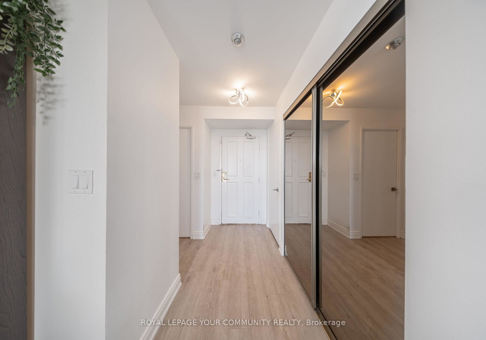 100-observatory-lane-richmond-hill-ontario-n12319374