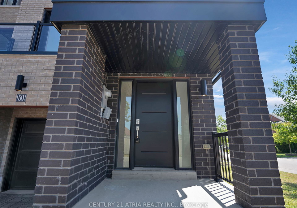 101-gridiron-gate-vaughan-ontario-n12319843