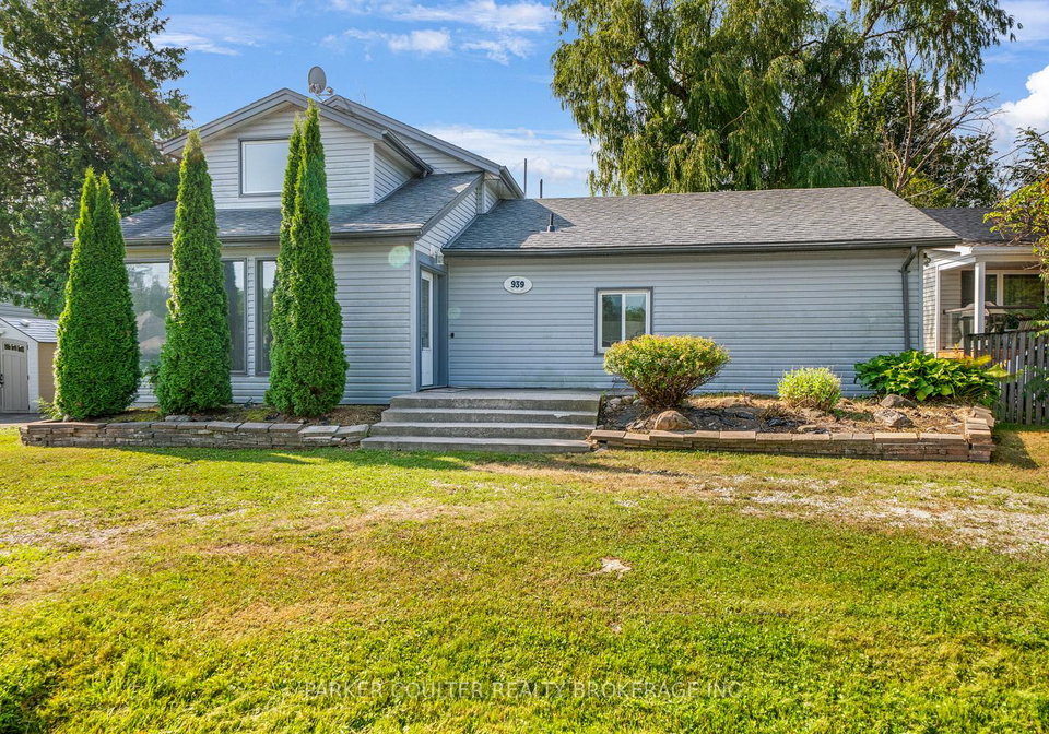 939-clifton-boulevard-innisfil-ontario-n12320396